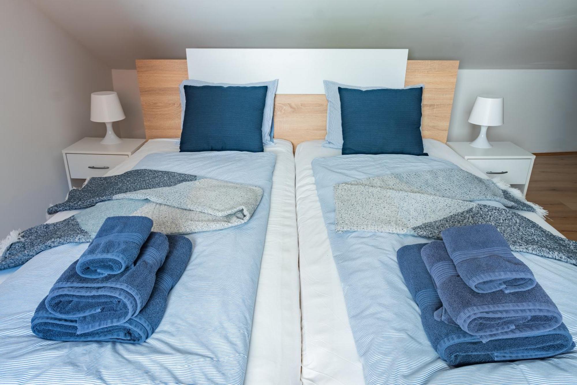 Via Paradiso Apartments 피란 외부 사진