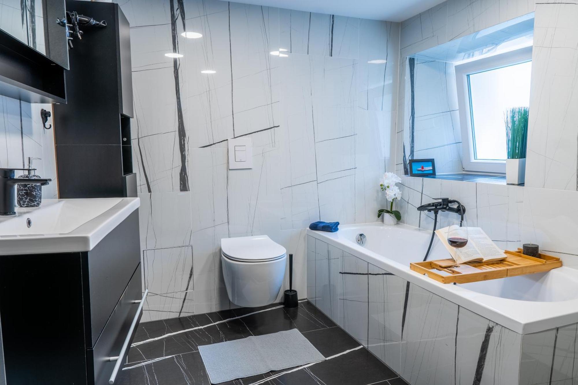 Via Paradiso Apartments 피란 외부 사진