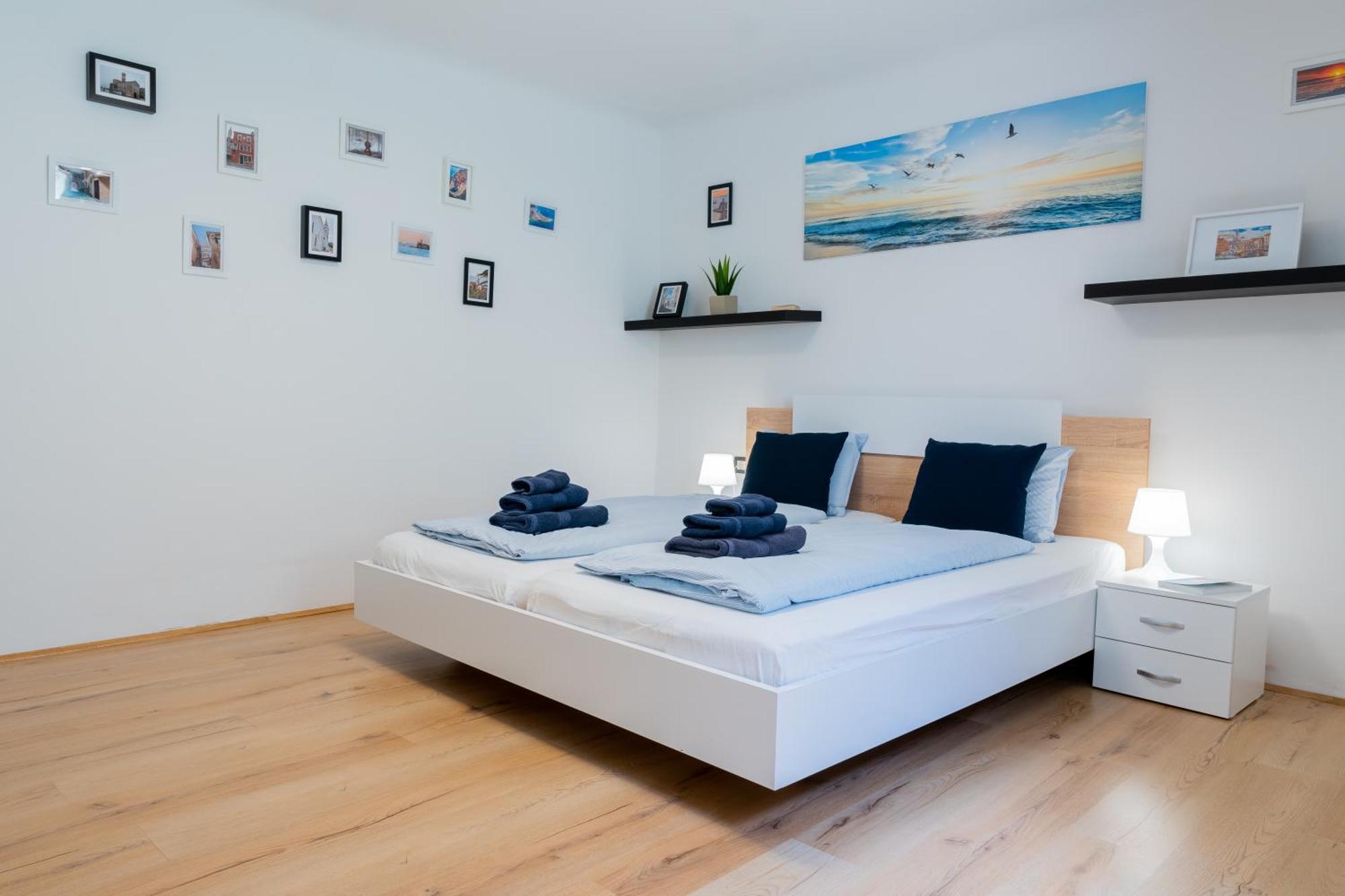Via Paradiso Apartments 피란 외부 사진