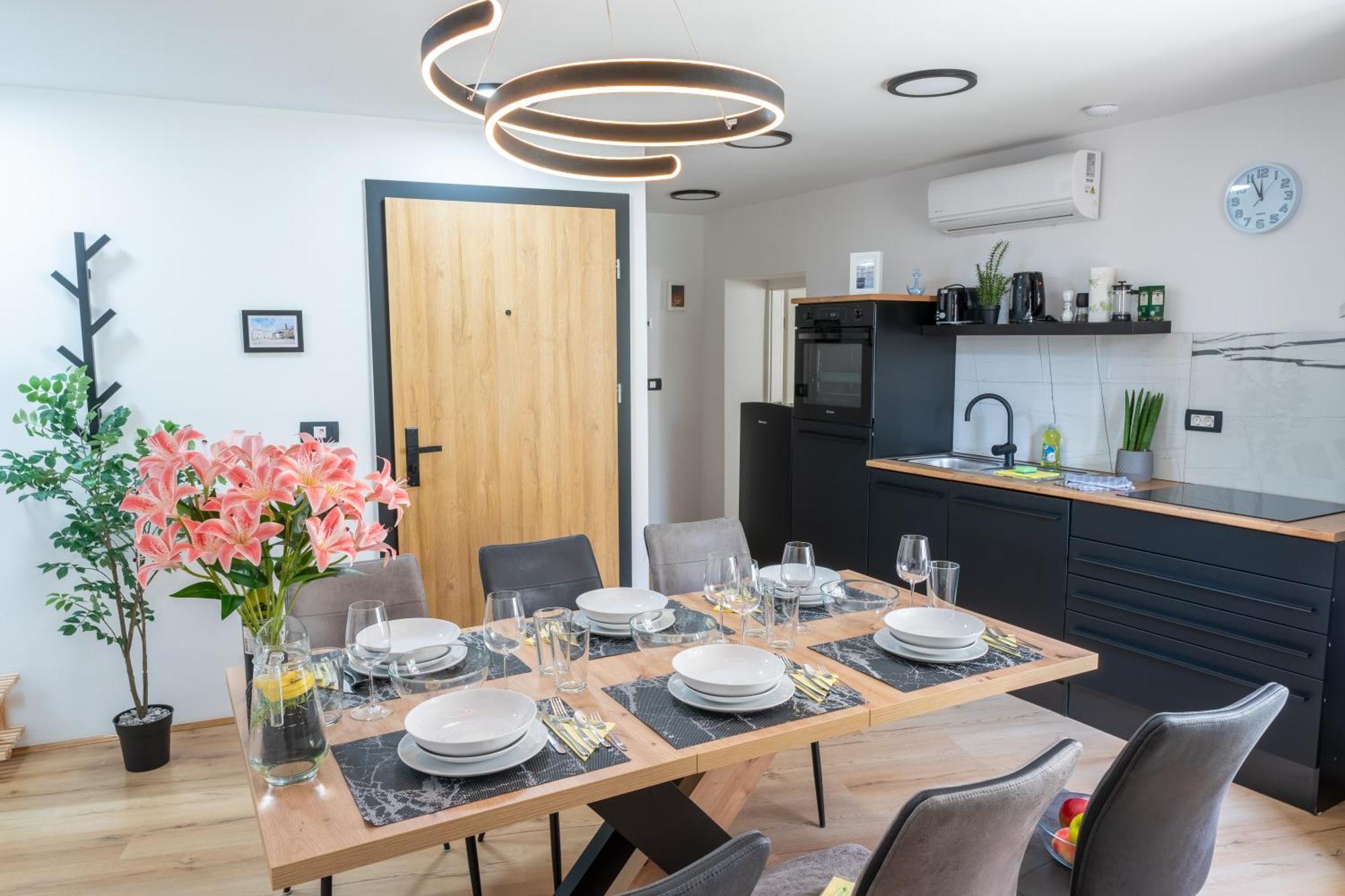 Via Paradiso Apartments 피란 외부 사진